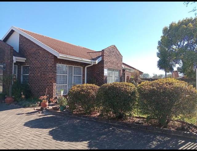 3 BEDROOM HOUSE FOR SALE IN VANDERBIJLPARK SW 2